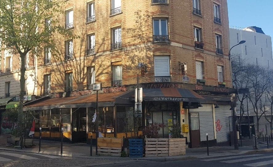 Façade de L’Entrepot’s rue Sorbier à Paris 20